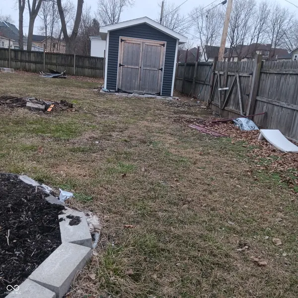 917 E 29th ST, Indianapolis, IN 46205