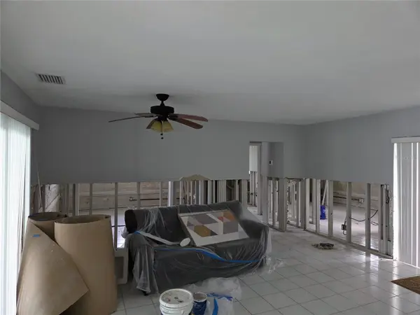 1595 ARIZONA AVE NE, St Petersburg, FL 33703