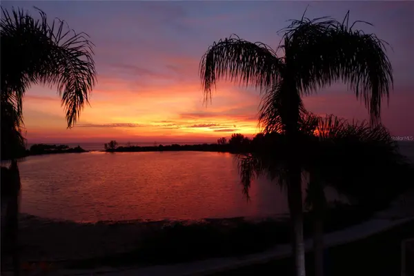 6035 SEA RANCH DR #201, Hudson, FL 34667