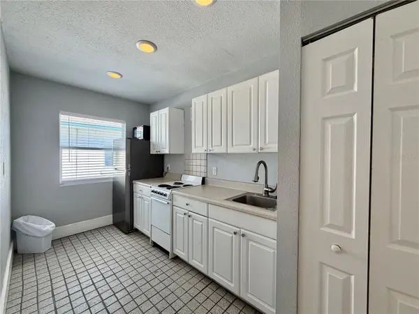 1326 17TH TER N #1, St Petersburg, FL 33704