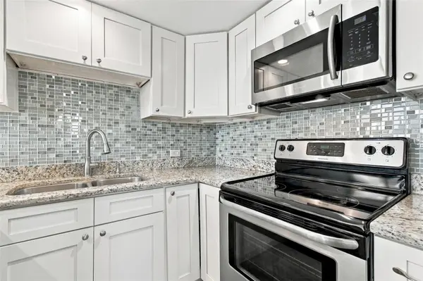 4015 BAYSHORE BLVD #15F, Tampa, FL 33611