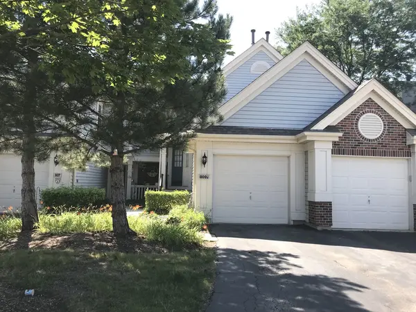809 Spring Creek CT #A, Elk Grove Village, IL 60007