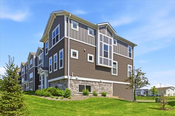 13571 Pine DR, Rogers, MN 55374