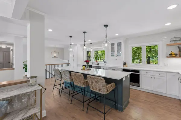 2312 Sheridan Hills RD, Wayzata, MN 55391