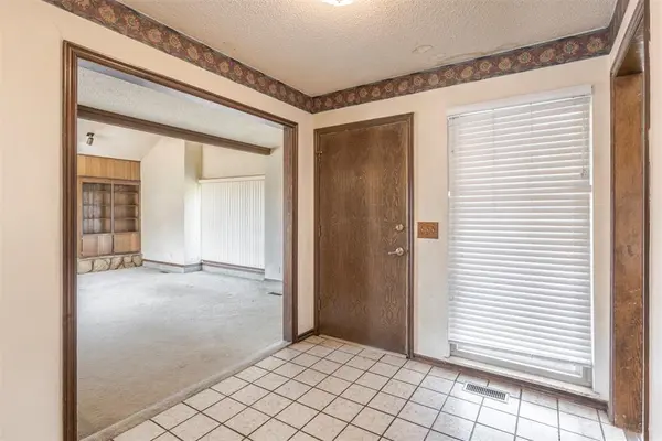2340 Shadowlake DR, Oklahoma City, OK 73159