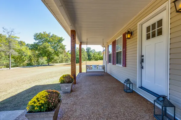 102 Henry Sharp Rd, Hohenwald, TN 38462