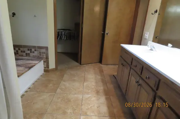 5670 S Jefferson AVE, Springfield, MO 65810