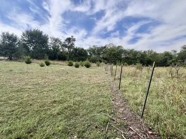 Address not disclosed, Republic, MO 65738