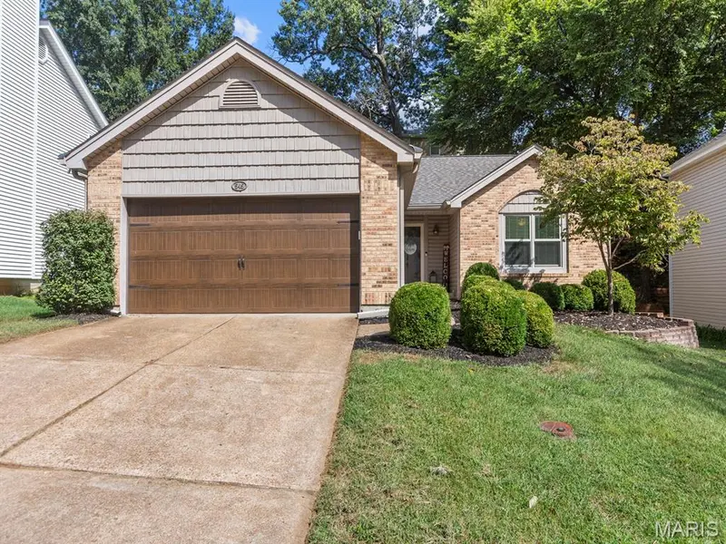 545 Woodlyn XING, Unincorporated, MO 63021