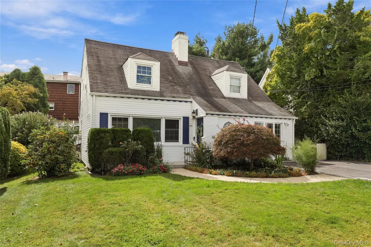 83 Joyce RD, Eastchester, NY 10709