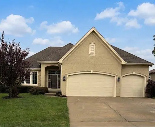 24111 W 121st ST, Olathe, KS 66061