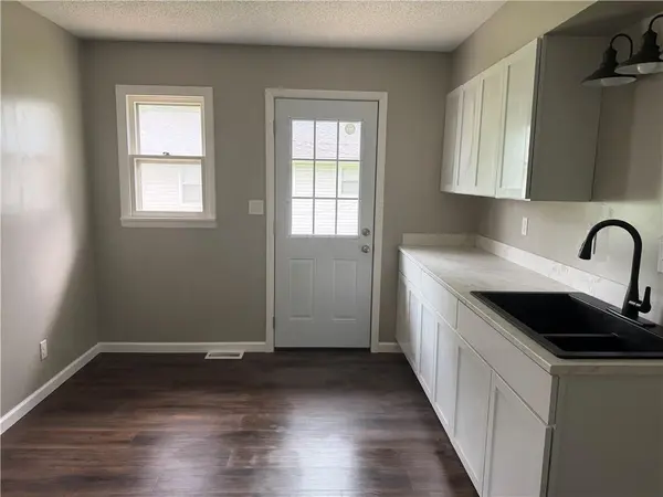 1206 Hogan ST, Chillicothe, MO 64601