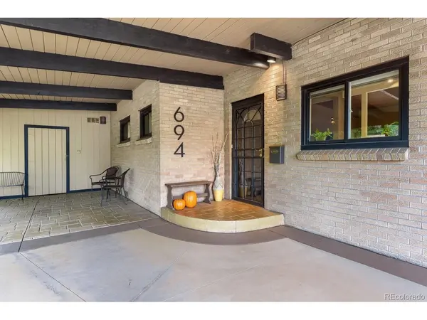 694 W Shepperd, Littleton, CO 80120