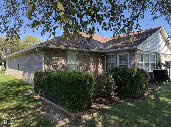 955 Plaza DR, Martinsville, IN 46151