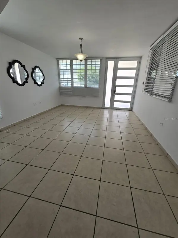 Balbi street J24 PALACIOS REALES, Toa Alta, PR 00953