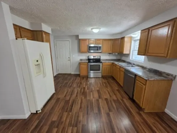620 Pear ST, Mt Vernon, IL 62864