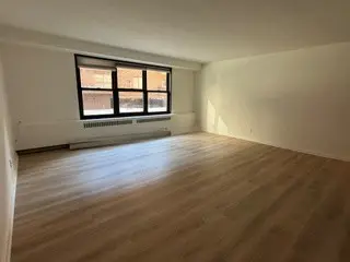 6118 N Sheridan RD #104, Chicago, IL 60660
