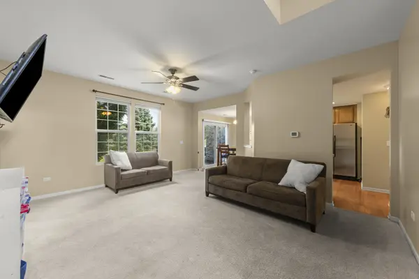 15110 W Laurel LN, Lockport, IL 60441