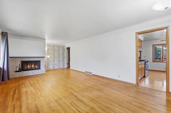 10019 Fremont AVE S, Bloomington, MN 55431