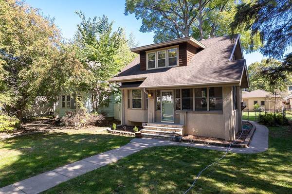 3241 30th AVE S, Minneapolis, MN 55406