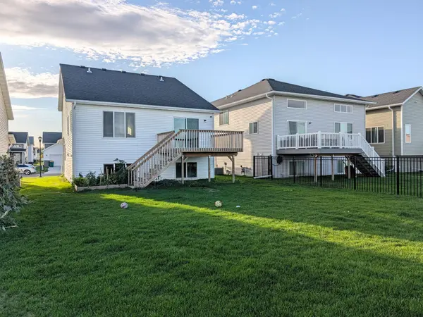 6820 JOSEPH ST, Horace, ND 58047