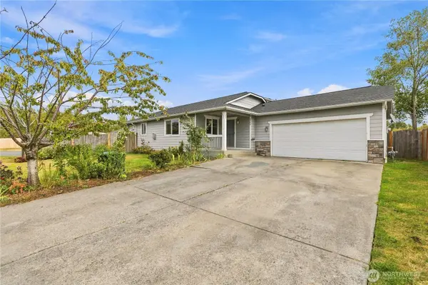 4744 Sandcastle DR, Blaine, WA 98230