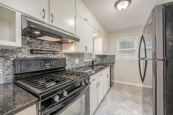 709 N Farrel Drive, Mulvane, KS 67110