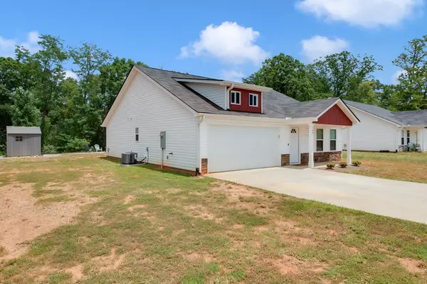 790 N Trade Ave EXT, Landrum, SC 29356