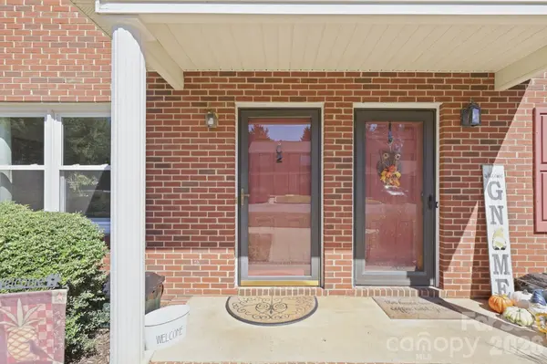 102 Brandywine DR #C2, Conover, NC 28613