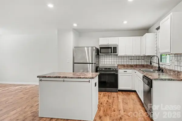 1602 Joseph Hewes CT, Charlotte, NC 28212