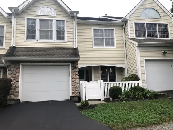 5 S Cambridge CT, Fishkill, NY 12524