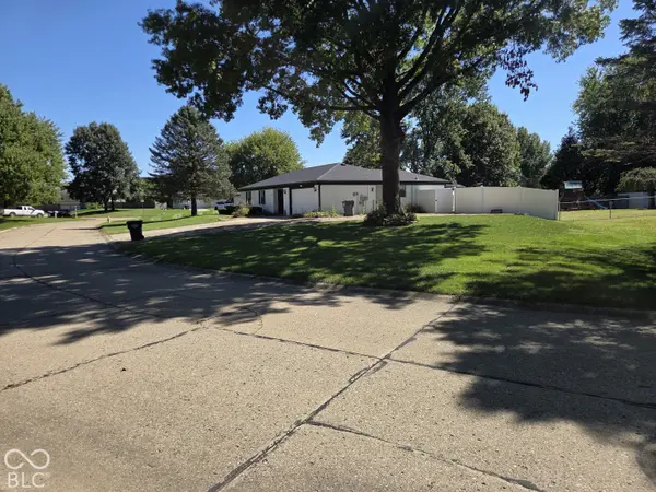 455 Pleasantview BLVD, Greenwood, IN 46142