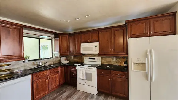 261 DUBLIN DR, Lake Mary, FL 32746