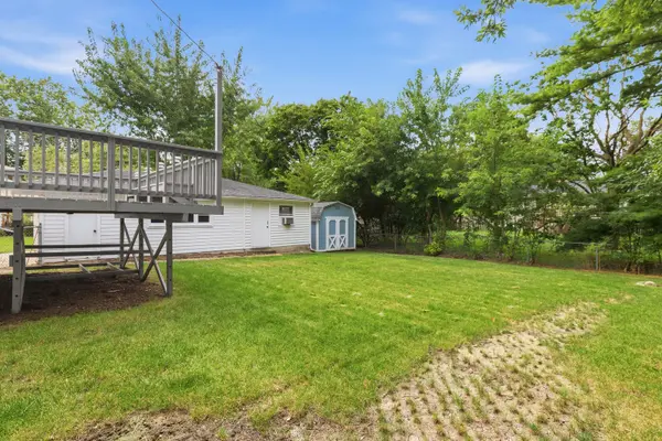 30W234 Claymore LN, Naperville, IL 60563