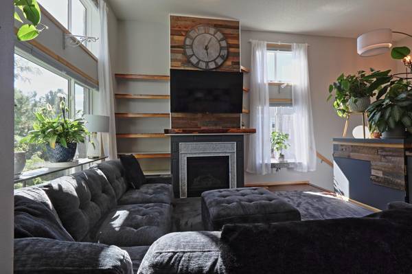 2716 135th ST W, Rosemount, MN 55068
