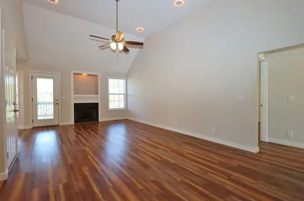 1769 Needmore Rd, Clarksville, TN 37042