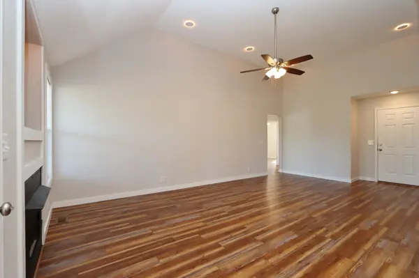 1769 Needmore Rd, Clarksville, TN 37042