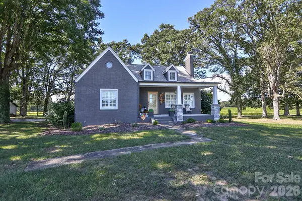 2659 US Highway 21 HWY, Hamptonville, NC 27020