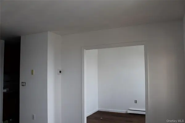 337 Beach 42nd ST, Far Rockaway, NY 11691