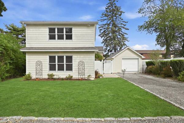 3849 Wesley ST, Seaford, NY 11783