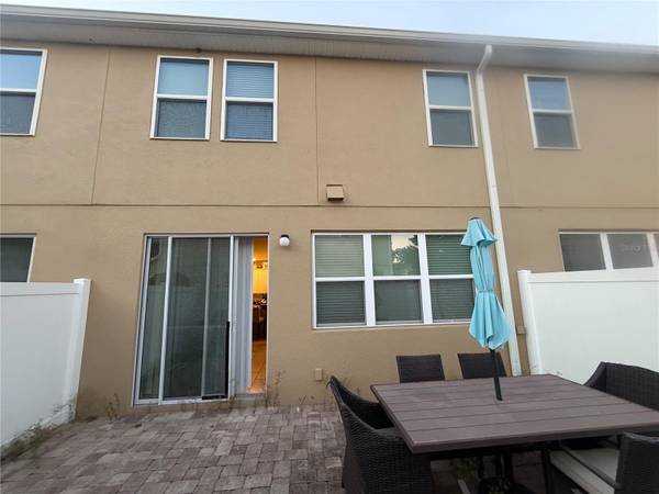 5148 CROWN HAVEN DR, Kissimmee, FL 34746
