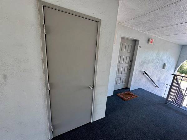 8215 SUN SPRING CIR #43, Orlando, FL 32825