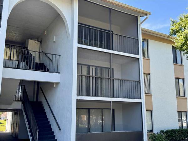 8215 SUN SPRING CIR #43, Orlando, FL 32825