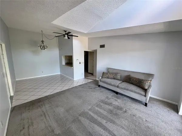8215 SUN SPRING CIR #43, Orlando, FL 32825
