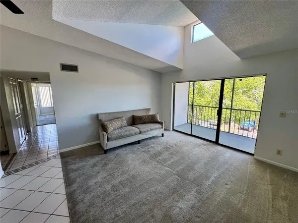 8215 SUN SPRING CIR #43, Orlando, FL 32825