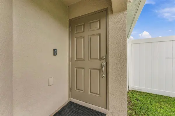 3320 CARDINAL FEATHER DR, Land O Lakes, FL 34638