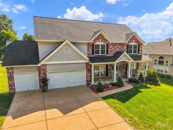 559 John Meyer DR, St Charles, MO 63304