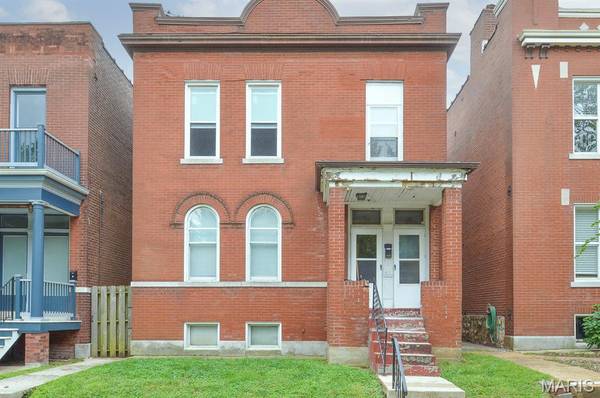 3424 Utah ST, St Louis, MO 63118