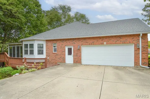 7429 Timberwolf TRL, Fairview Heights, IL 62208