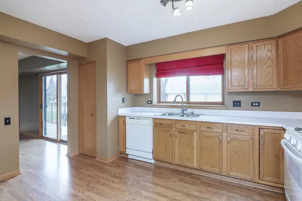 18100 Rita RD #1B, Tinley Park, IL 60477